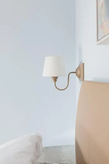 מאלצ'סינה Spacious, Air Conditioner, Few Minutes To The Castle דירה