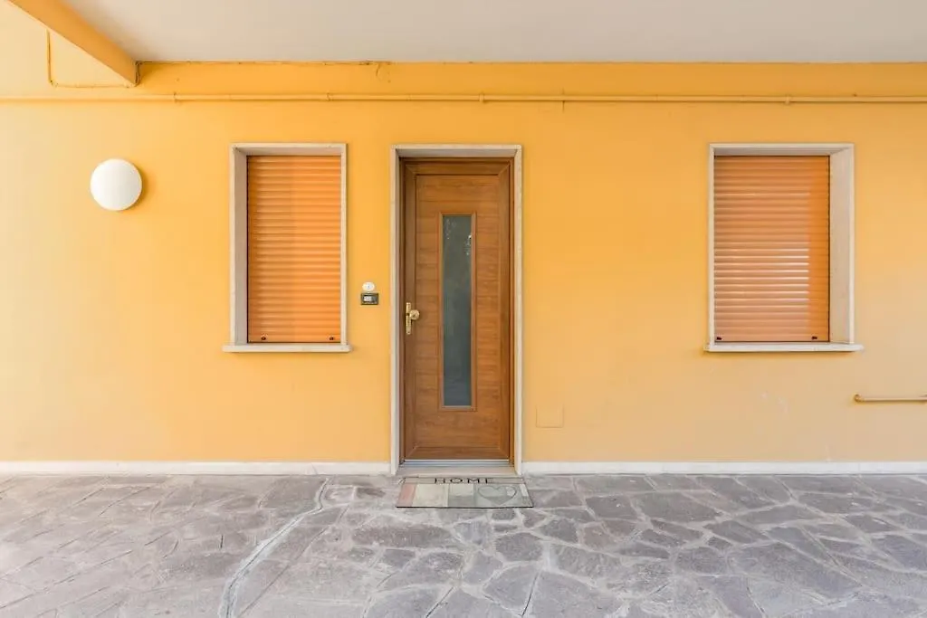 Spacious, Air Conditioner, Few Minutes To The Castle Malcesine