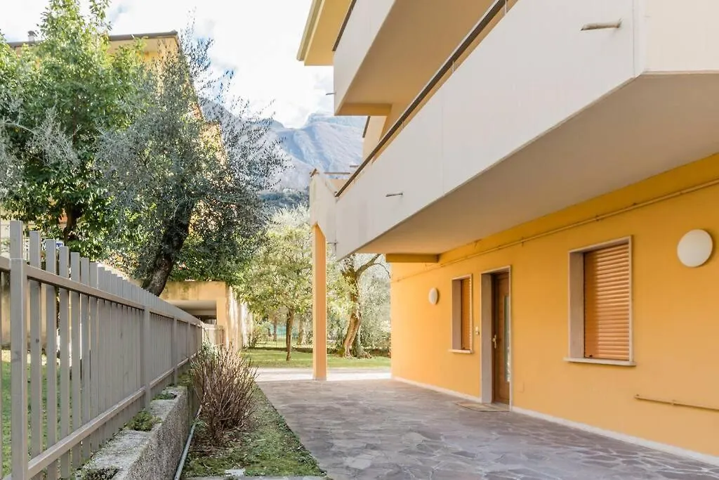 Spacious, Air Conditioner, Few Minutes To The Castle Malcesine Apartman